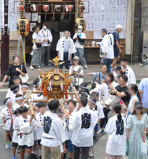 2023年麻布山元町 秋祭り 子供神輿 出発の画像